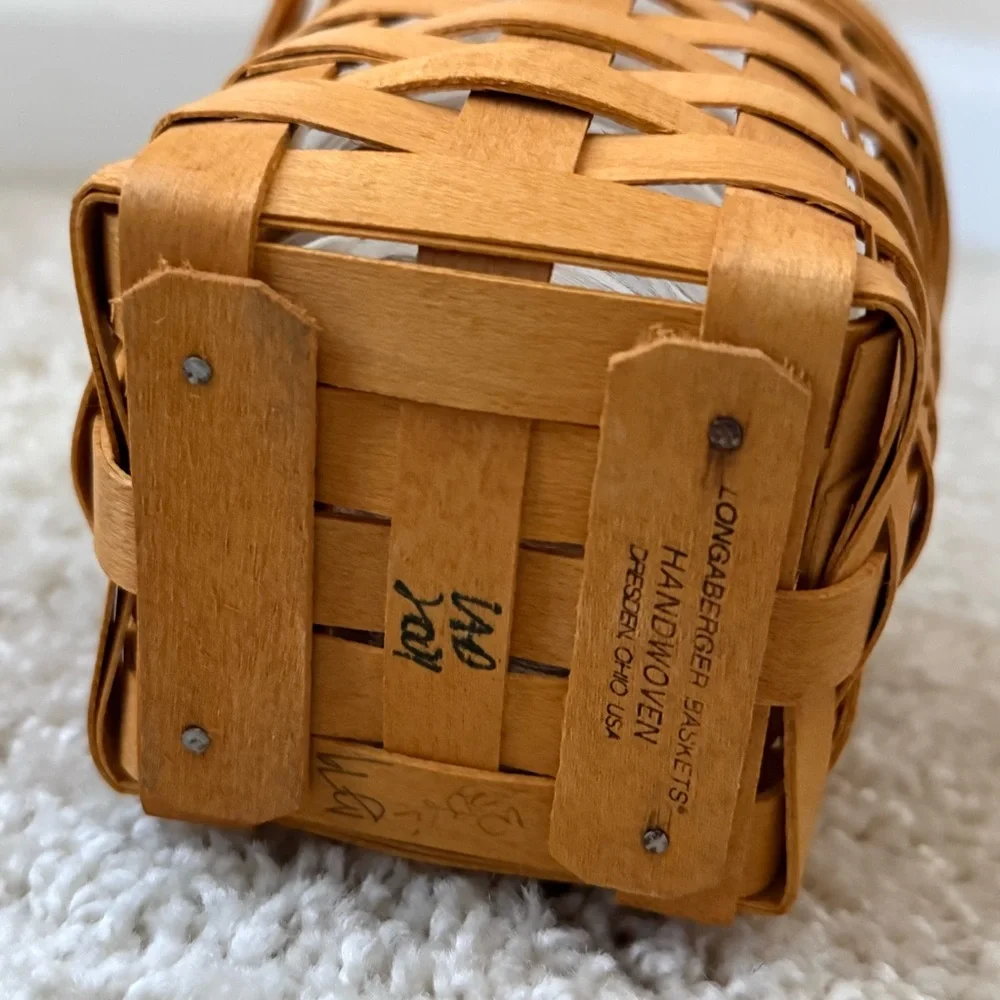 Vintage Longaberger Brown Basket - Picture 3 of 4